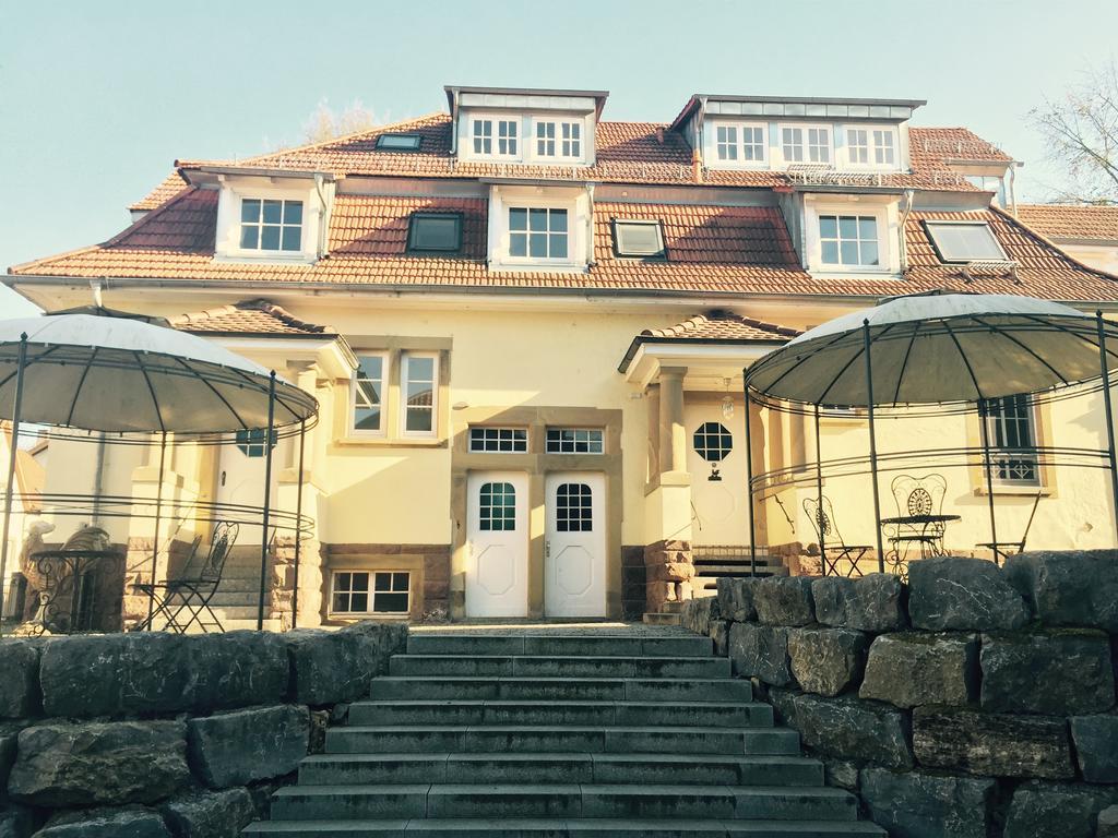 Hotel Hahn Gondelsheim Экстерьер фото
